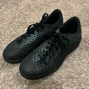 Nike Hypervenom indoor (Size 5)